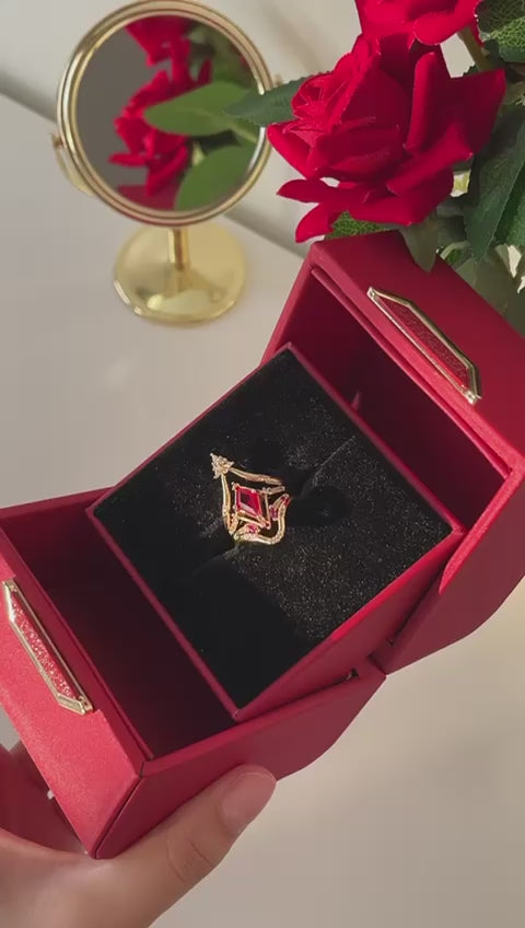 خاتم فاخر بتصميم ملكي أنيق